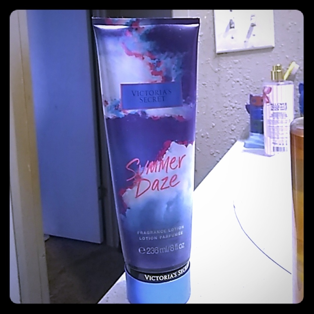Victoria's Secret Summer Daze 8fl oz Lotion